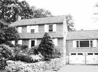 2 Wymon Way, Lynnfield, MA 01940