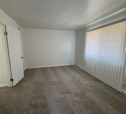 5th image of 2409 Colina Ct #2409