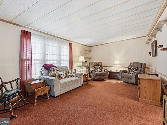 5th image of 10 Coventry Pl