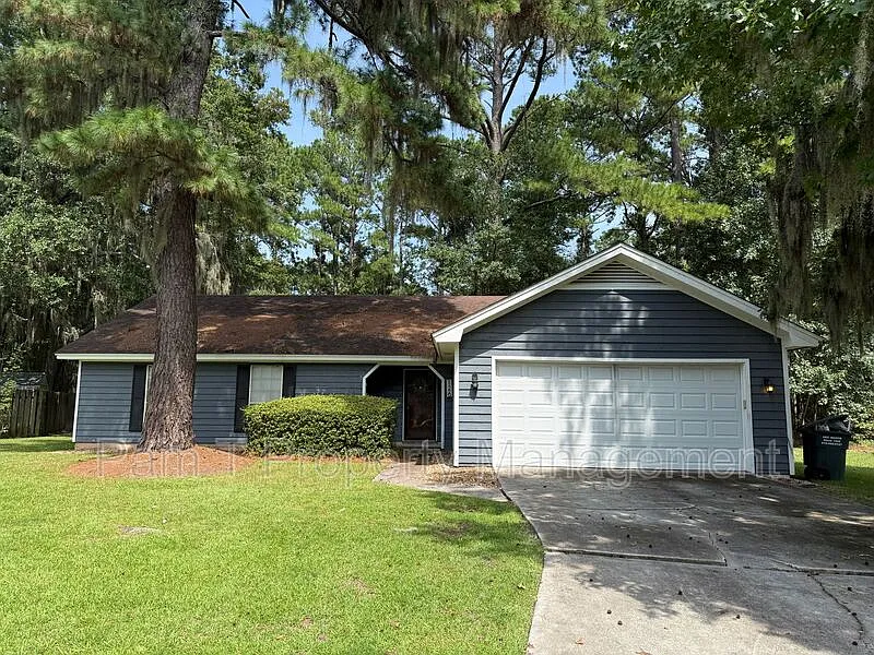 126 E Sagebrush Ln