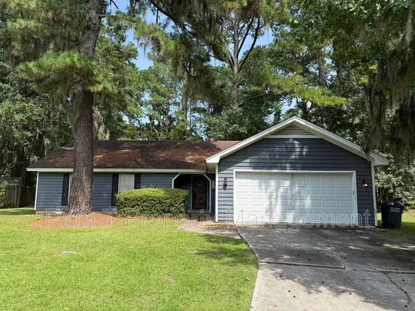 126 E Sagebrush Ln, Savannah, GA 31419