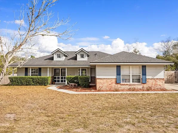 275 Walnut Ave, Orange City, FL 32763