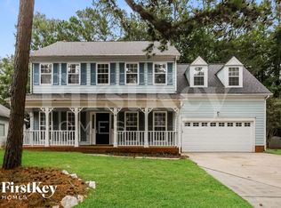 7115 Scuppernong Ct, Charlotte, NC 28215