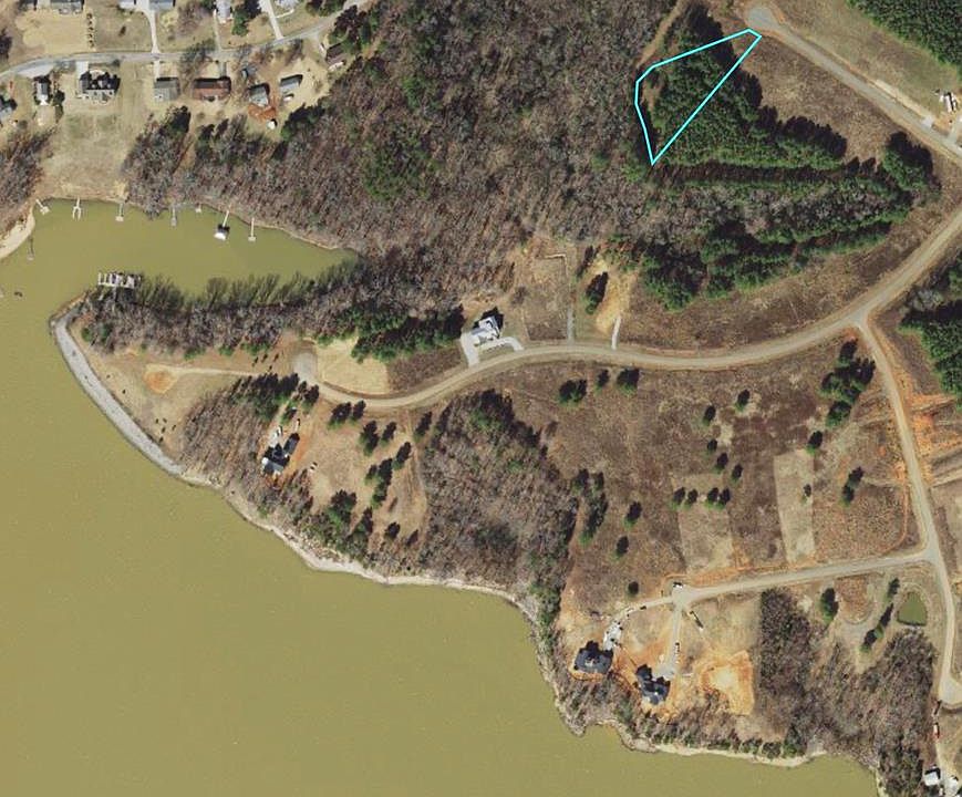 1st image of 66 Tuckhoe Dr