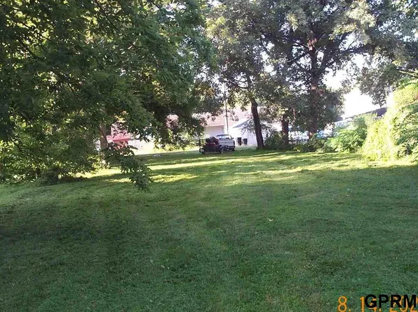 811 Market St, Beatrice, NE 68310