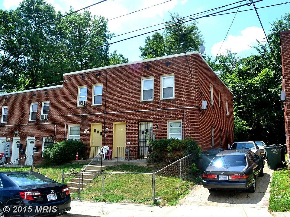 2nd image of 5135 Astor Pl SE