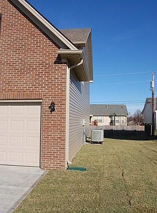 3rd image of 140 Janice Dr