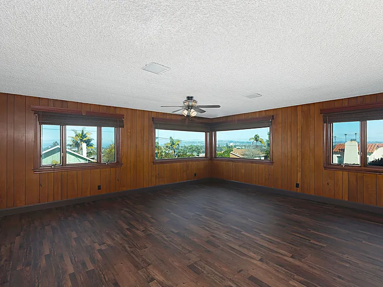 4495 Brighton Ave — Photo 5