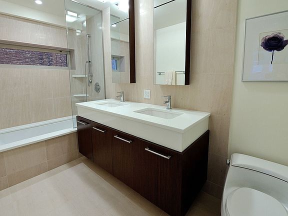 3rd image of 39 E 29th St APT 12D