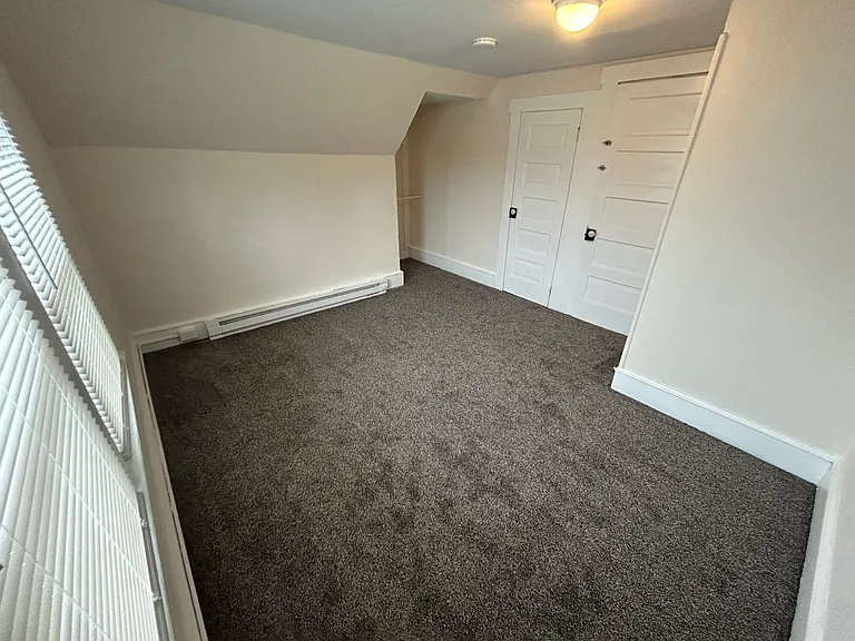 613 Green Ridge St #3 — Photo 10