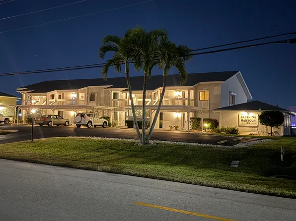 1016 SE 46th St APT 204, Cape Coral, FL 33904