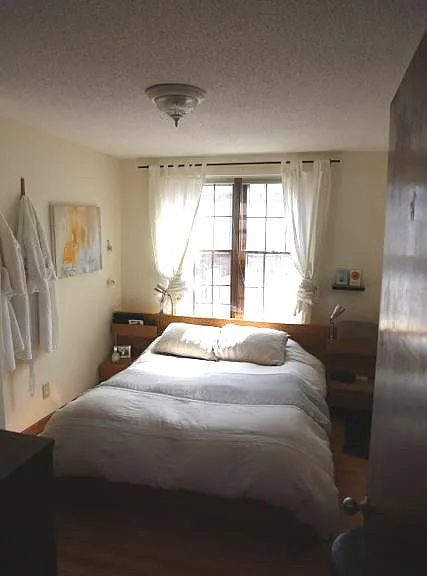 204 Crown St #3 — Photo 6