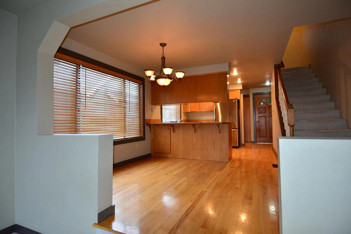 2 bed, 1.5 bath, 1630 sqft, $3,500 — Photo 4