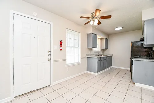 Floor plan 203