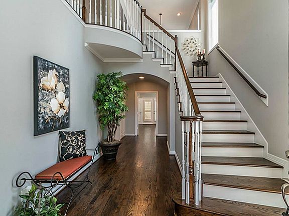 4th image of 1300 Oceanside Ln