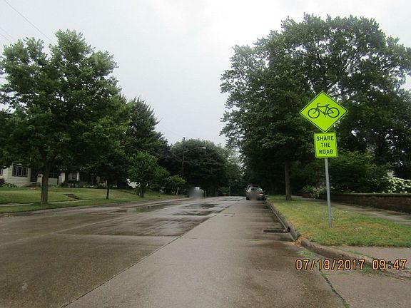 5th image of 2115 22nd Ave NE