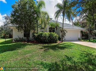4811 NW 98th Way, Coral Springs, FL 33076