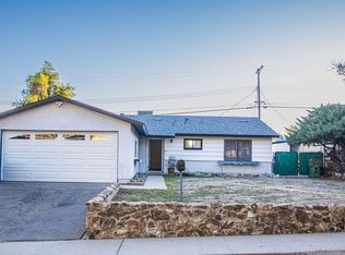 13701 Marchant Ave, Sylmar, CA 91342