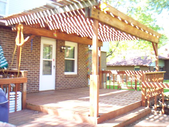 3rd image of 391 Shirley Ann Dr