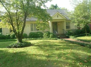 421 Holiday Rd, Lexington, KY 40502