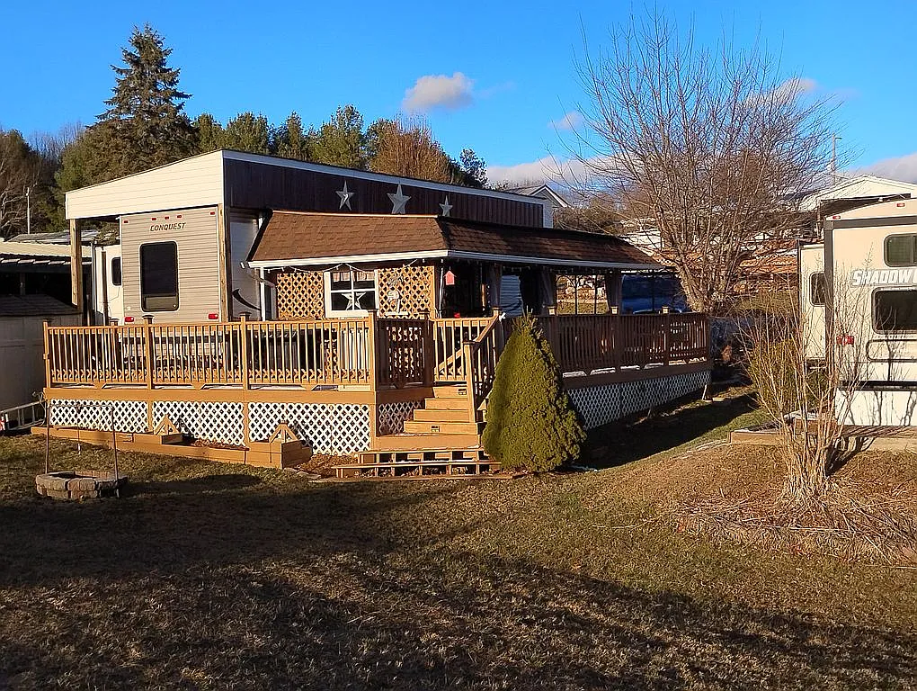 167 Megan Cir photo 1