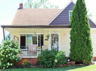 19304 Beverly Ave, Maple Heights, OH