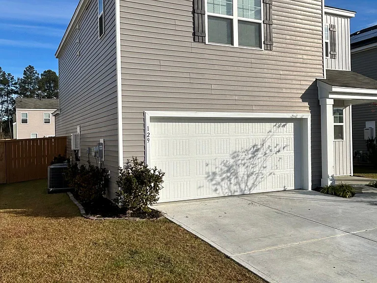 129 Horizon Ridge Dr — Photo 2