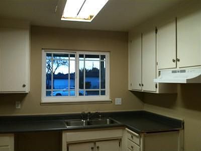 1st image of 601 Diane Dr
