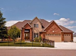 2955 Thomas Rd, Cheyenne, WY 82009