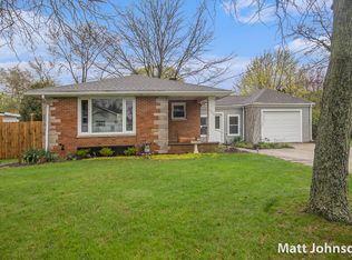 3275 McCracken St, Norton Shores, MI