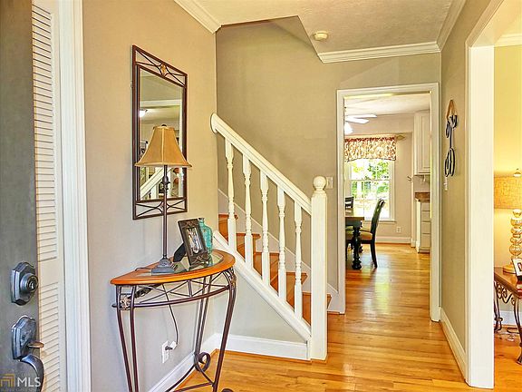 4th image of 1405 Mosswood Ln SE
