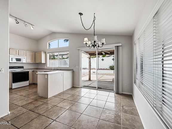 5th image of 3930 E WESCOTT Drive