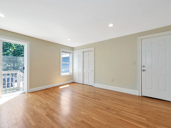 5th image of 4 School St #2