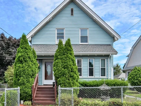 607 Howard St, Lawrence, MA 01841