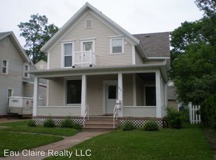 1015 1/2 5th Ave, Eau Claire, WI 54703