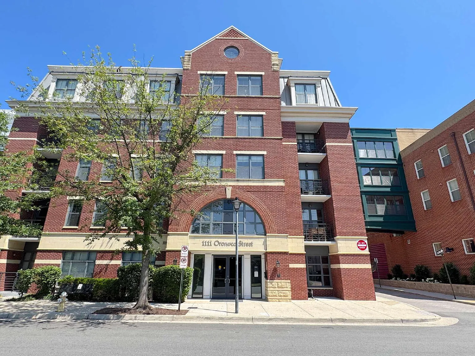 1 bed, 1.0 bath, 761 sqft, $2,650 — Photo 2