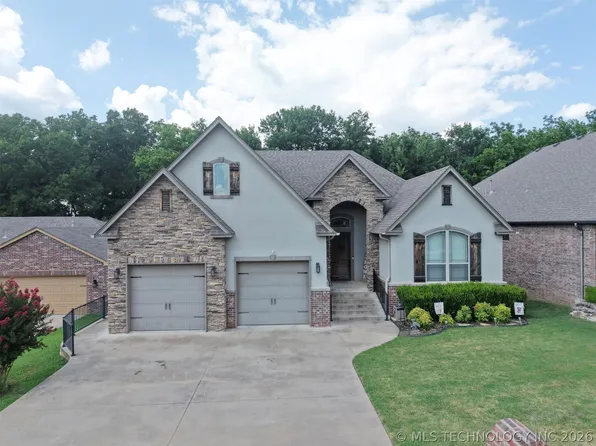 3310 Harbour Town Pl, Claremore, OK 74019