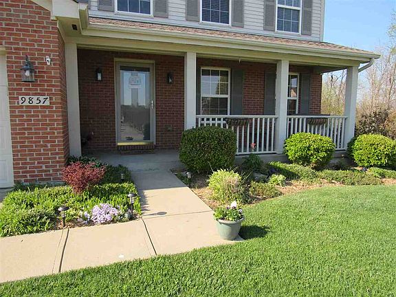 2nd image of 9857 Cherbourg Dr