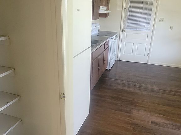 4th image of 426 3rd St #A