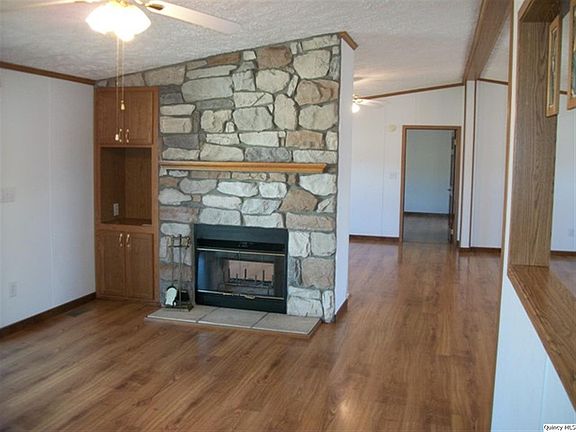 Home for Sale in Ursa, IL $79,900