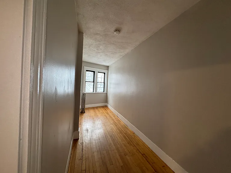655 Western Ave #8 — Photo 10