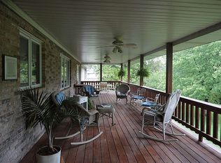 1719 Greenbrier Cir, Mount Vernon, IN 47620