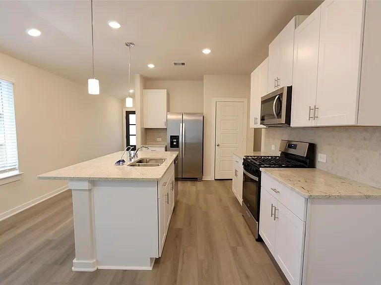 6686 Lahna Oak Dr — Photo 6