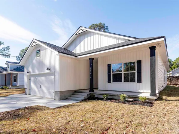 8342 Vickie St, Pensacola, FL 32514