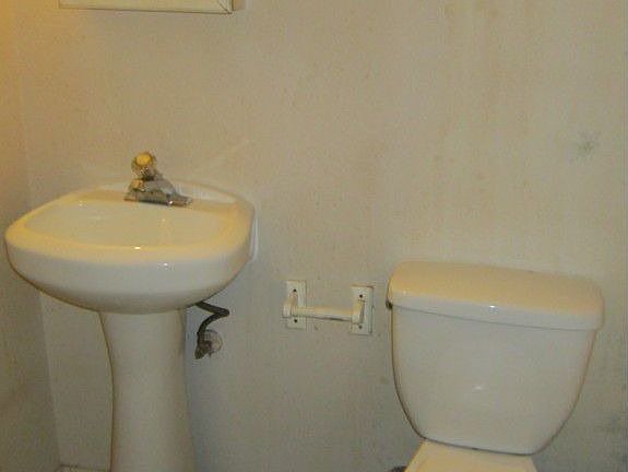 5th image of 17722 Spruce Way