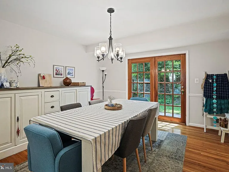 6117 Larstan Dr — Photo 11