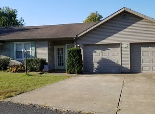 194 W 2nd St, Slaughters, KY 42456