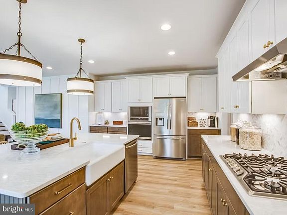 4th image of 11735 Robin Woods Cir