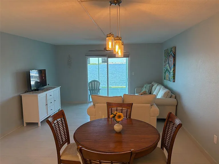 464 N Paula Dr #116 — Photo 16