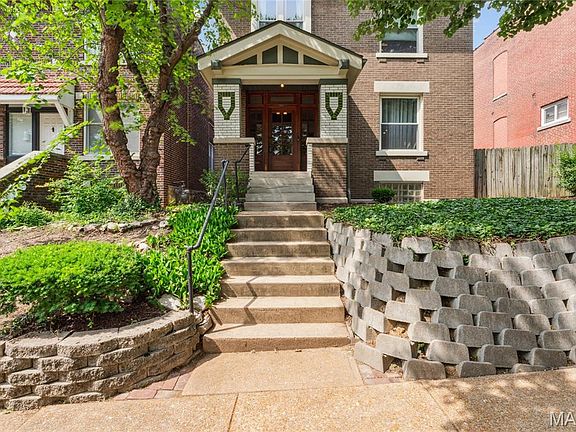 2nd image of 3651 Blaine Ave
